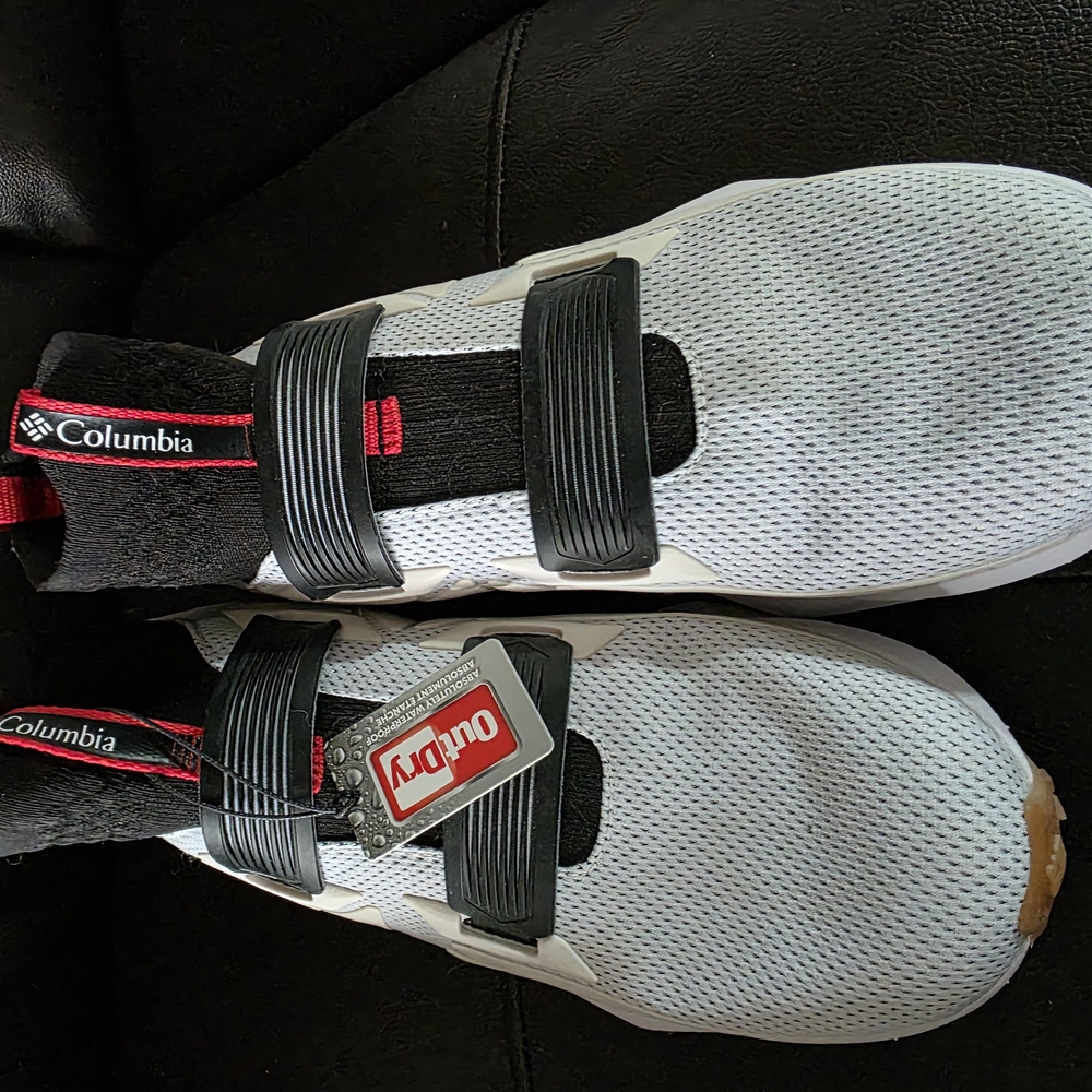 Columbia Black and White Sneakers Modern Slip-On